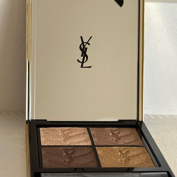 Yves Saint Laurent Palette of 4 Couture Eye Shadows - Picture 5 of 9